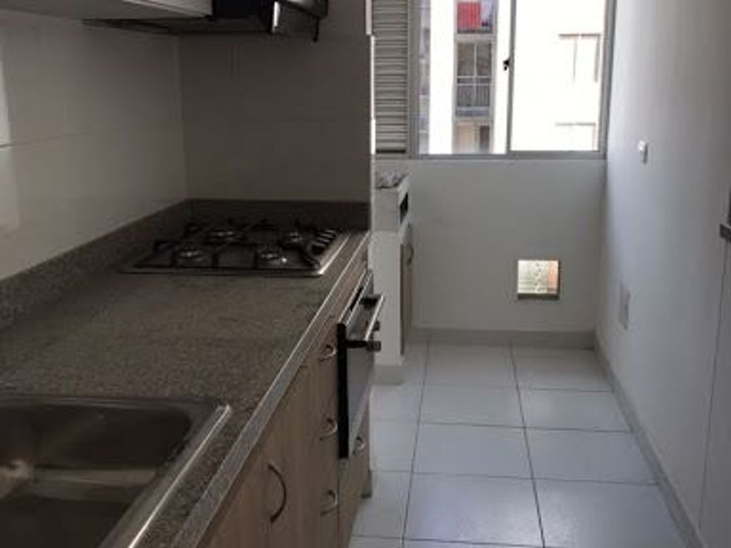 Apartamento de 3 alcobas en arriendo en Villa Alsacia, Bogotá, 76 m² · foto 6 de 20