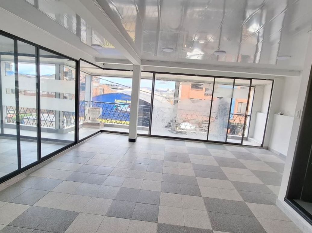 Apartamento de 3 alcobas en arriendo en Carvajal, Bogotá, 115 m² · foto 2 de 20