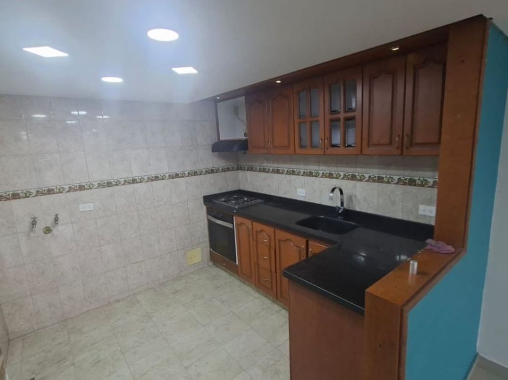 Apartamento de 3 alcobas en arriendo en La Gaitana, Bogotá, 58 m² · foto 4 de 17