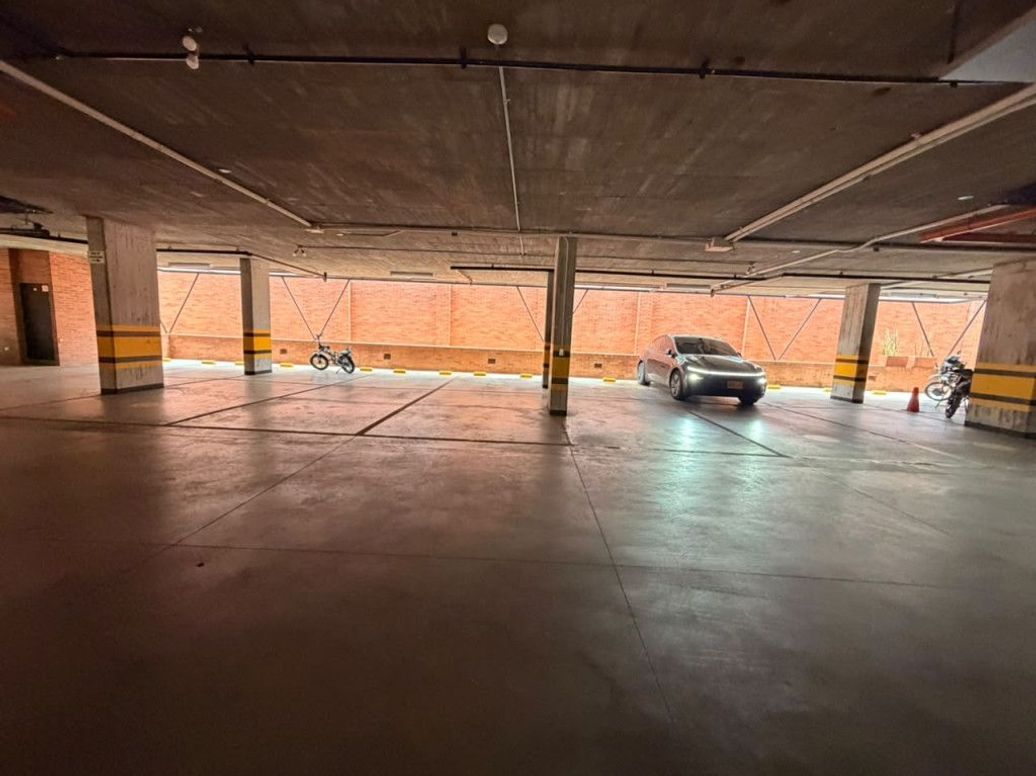 Apartamento de 2 alcobas en venta en San Patricio, Bogotá, 90 m² · foto 8 de 20