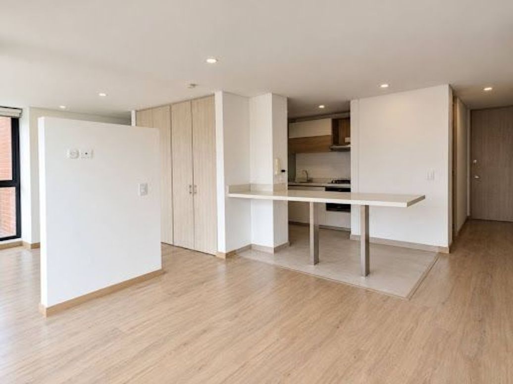 Apartamento de 1 alcoba en arriendo en Cedritos, Bogotá, 44 m² · foto 3 de 7