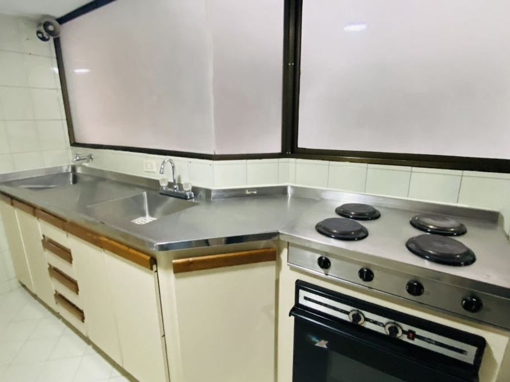 Apartamento de 2 alcobas en venta en Santa Ana Occidental, Bogotá, 94 m² · foto 11 de 20