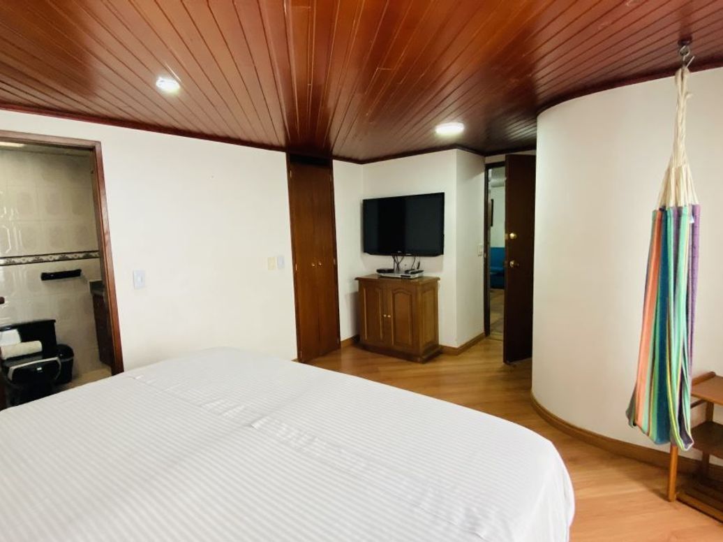 Apartamento de 2 alcobas en venta en Santa Ana Occidental, Bogotá, 94 m² · foto 17 de 20