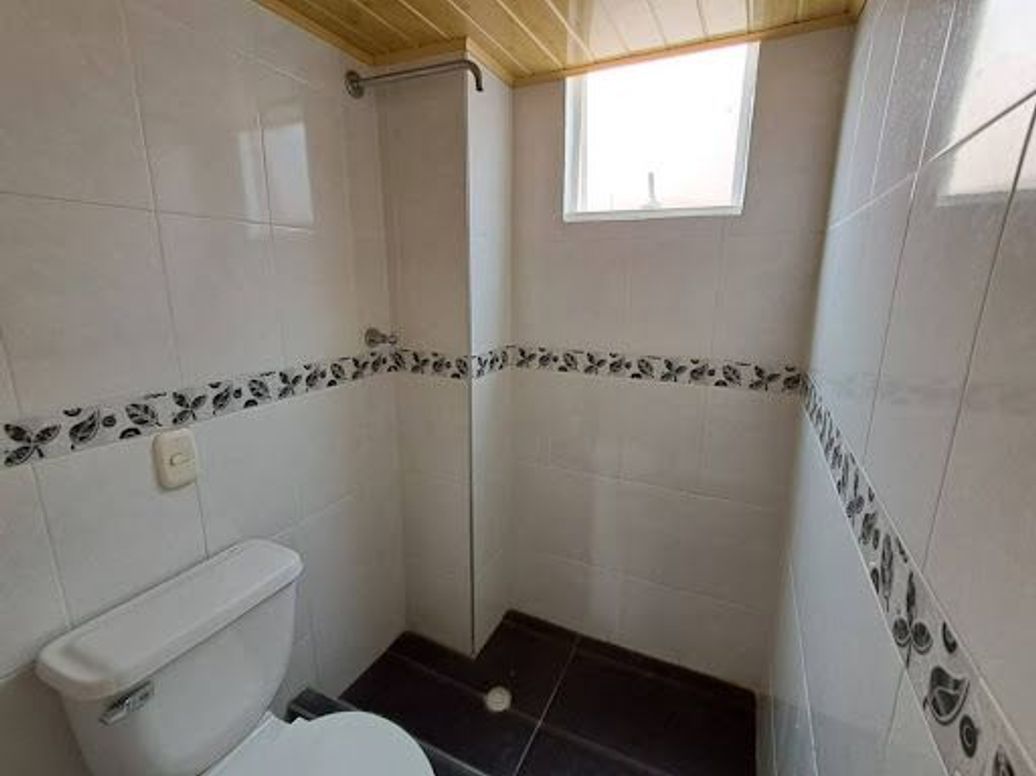 Casa de 3 alcobas en venta en Berlín, Bogotá, 56 m² · foto 16 de 20