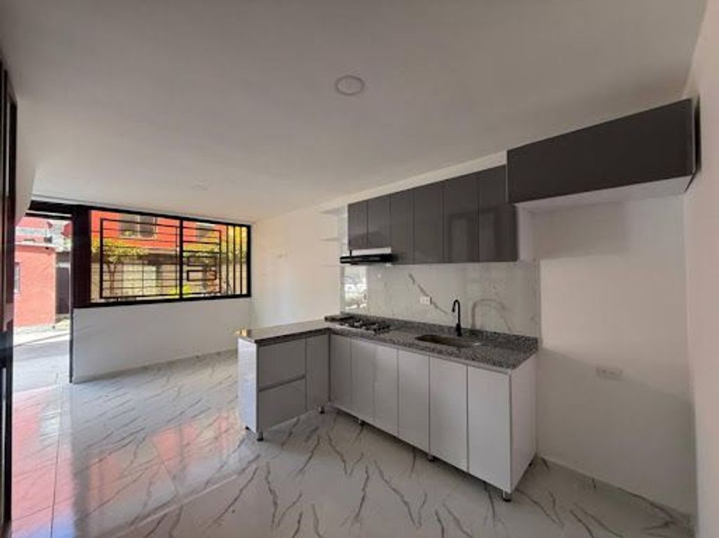 Apartamento de 2 alcobas en arriendo en Mandalay 1, Bogotá, 50 m² · foto 3 de 20