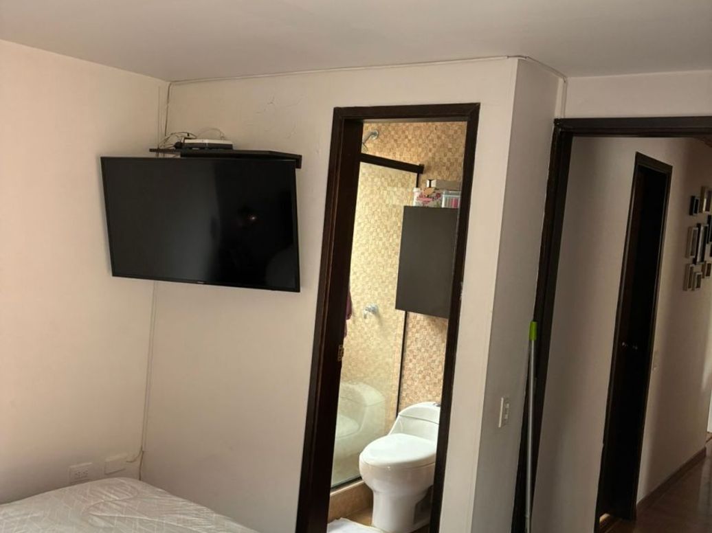 Apartamento de 3 alcobas en arriendo en El Plan, Bogotá, 50 m² · foto 9 de 9