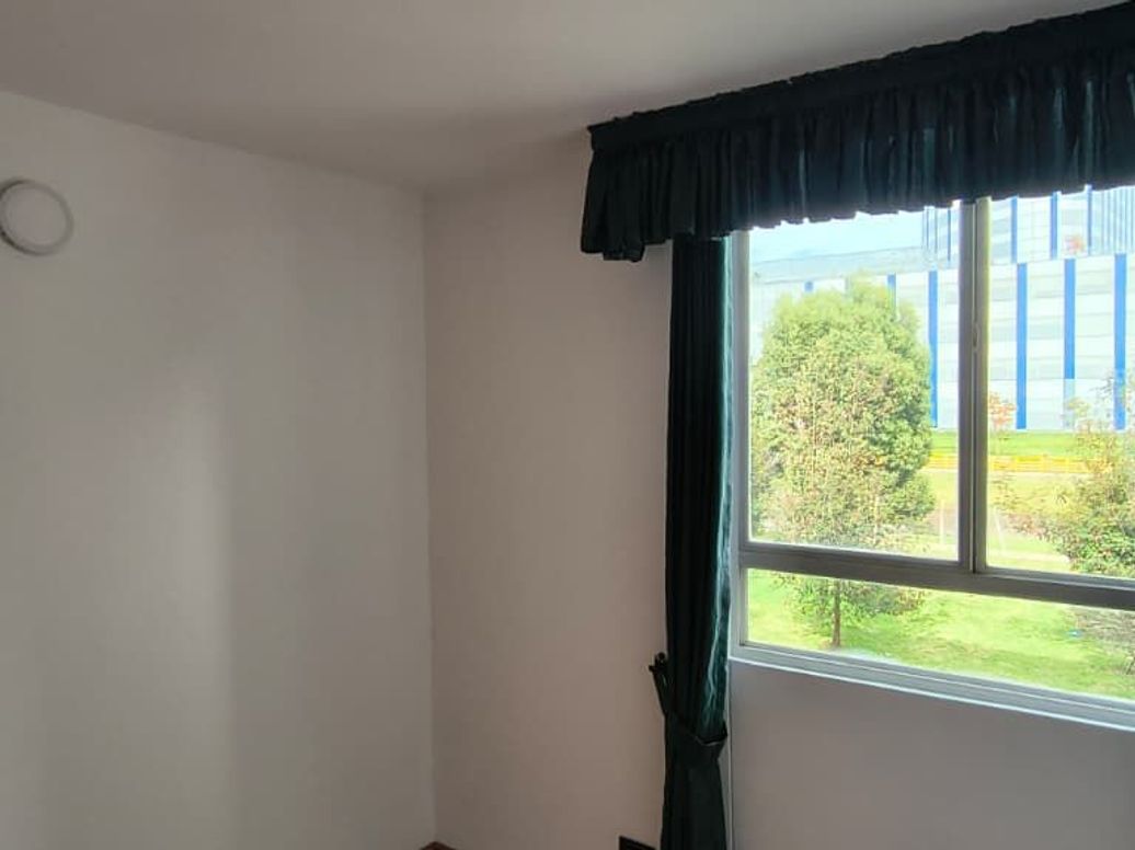 Apartamento de 3 alcobas en arriendo en Toberin, Bogotá, 61 m² · foto 5 de 14