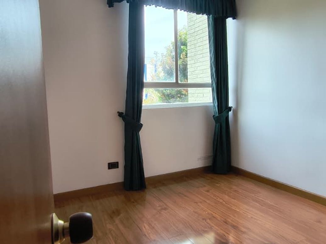 Apartamento de 3 alcobas en arriendo en Toberin, Bogotá, 61 m² · foto 4 de 14