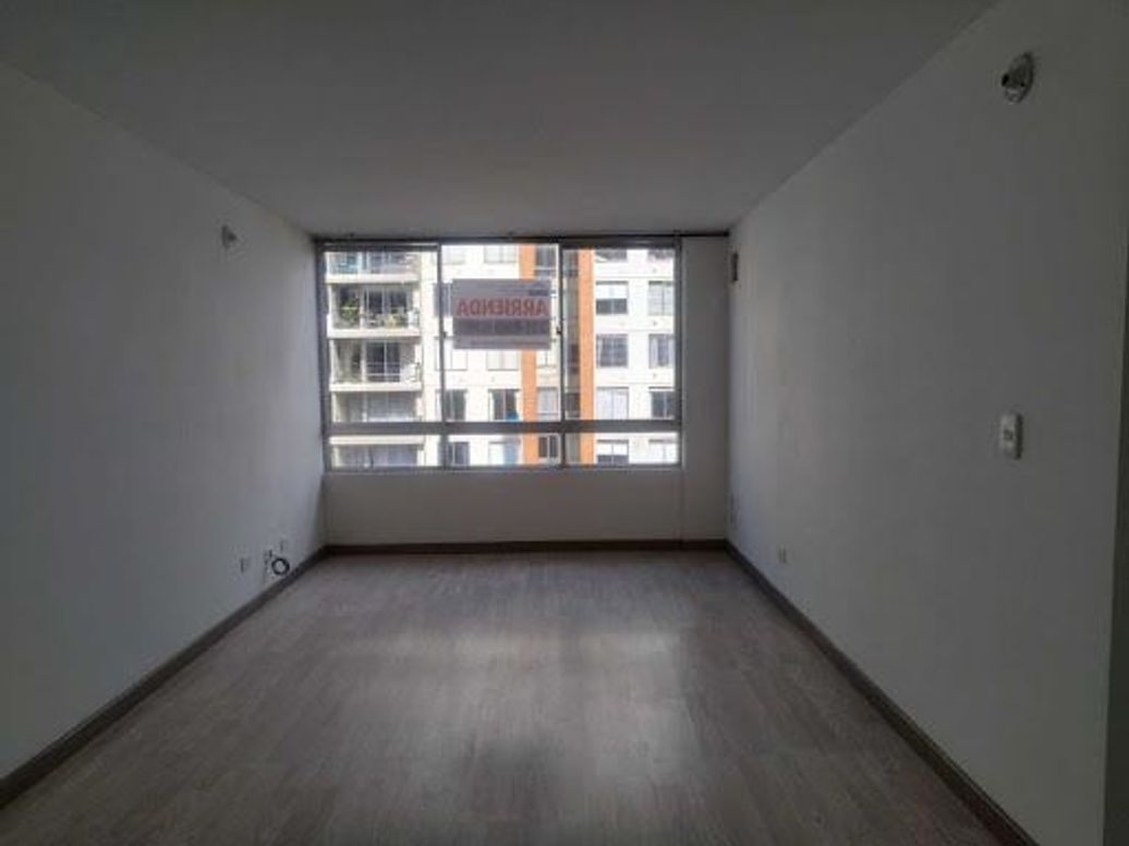 Apartamento de 3 alcobas en arriendo en Suba Centro, Bogotá, 56 m² · foto 2 de 20