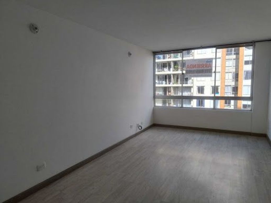 Apartamento de 3 alcobas en arriendo en Suba Centro, Bogotá, 56 m² · foto 3 de 20