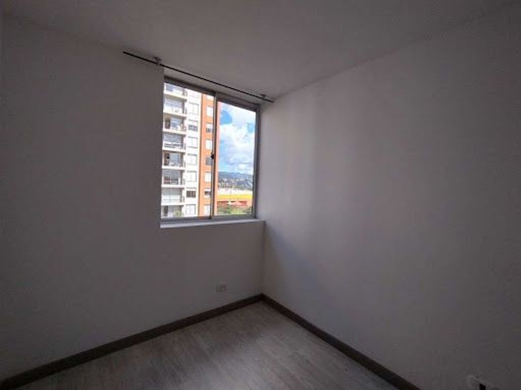 Apartamento de 3 alcobas en arriendo en Suba Centro, Bogotá, 56 m² · foto 10 de 20