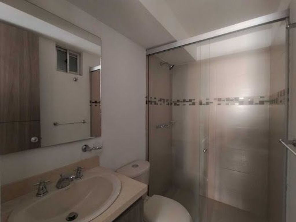 Apartamento de 3 alcobas en arriendo en Suba Centro, Bogotá, 56 m² · foto 12 de 20