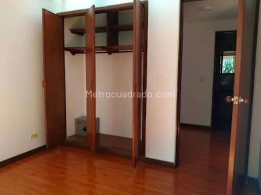 Apartamento de 2 alcobas en venta en Caobos Salazar, Bogotá, 60 m² · foto 6 de 15