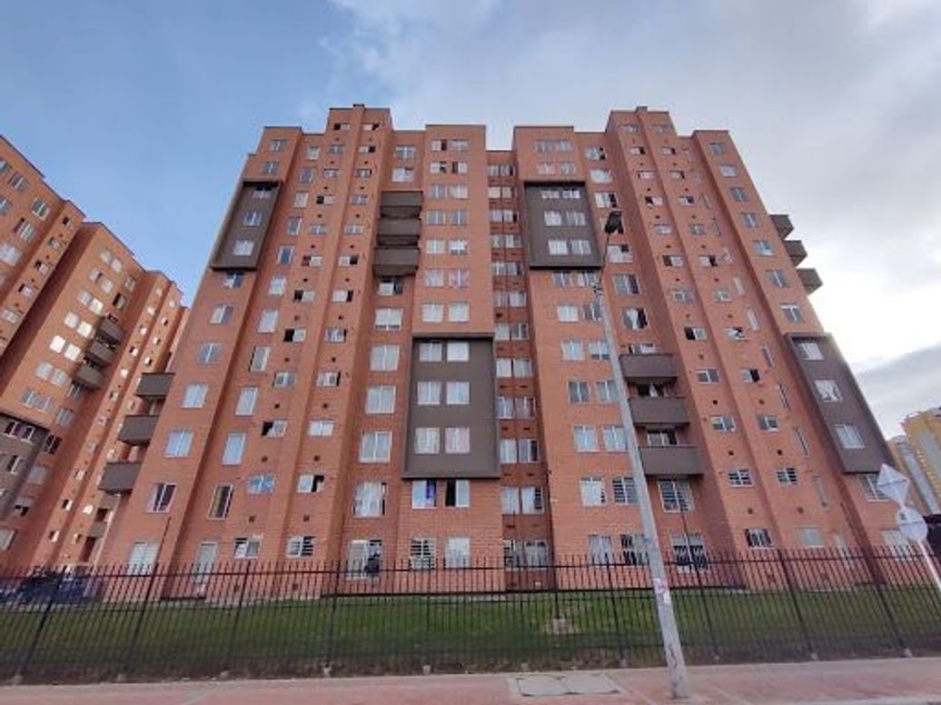 Apartamento de 2 alcobas en arriendo en Madelena, Bogotá, 58 m² · foto 2 de 20