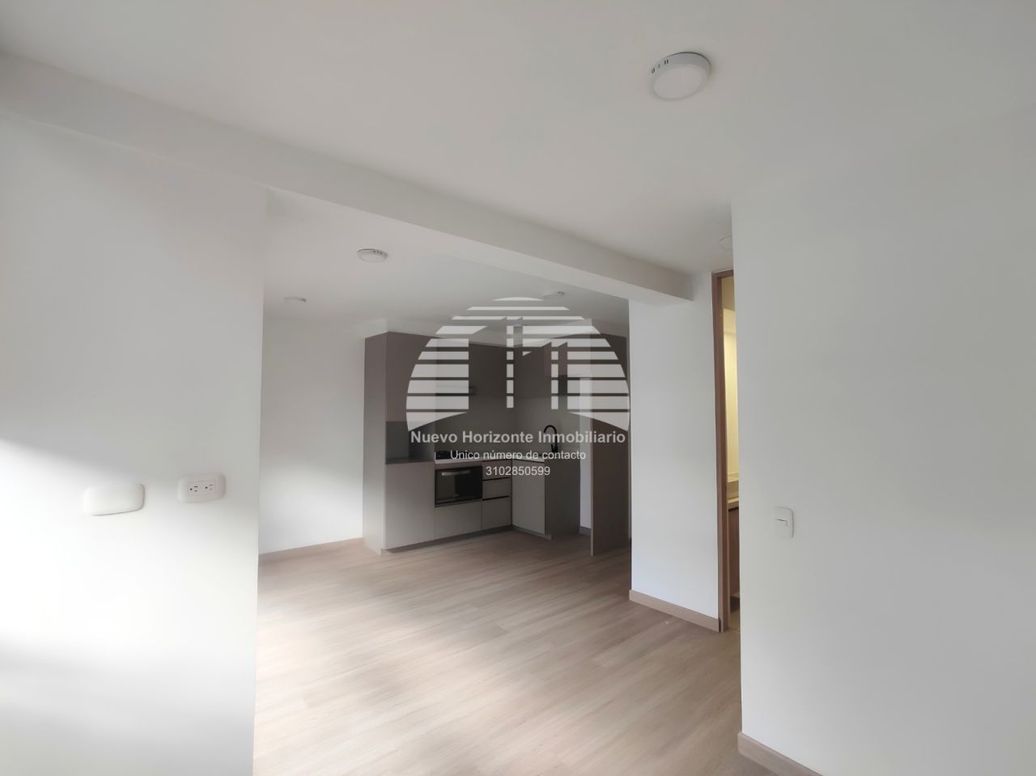 Apartamento de 1 alcoba en venta en El Plan, Bogotá, 35 m² · foto 8 de 20