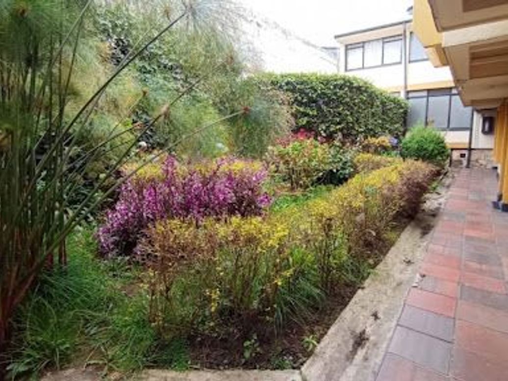 Apartamento de 1 alcoba en arriendo en San Felipe, Bogotá, 57 m² · foto 3 de 8