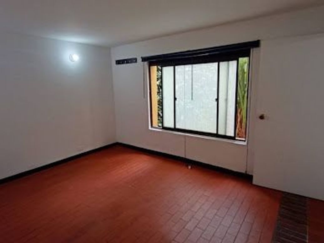 Apartamento de 1 alcoba en arriendo en San Felipe, Bogotá, 57 m² · foto 5 de 8