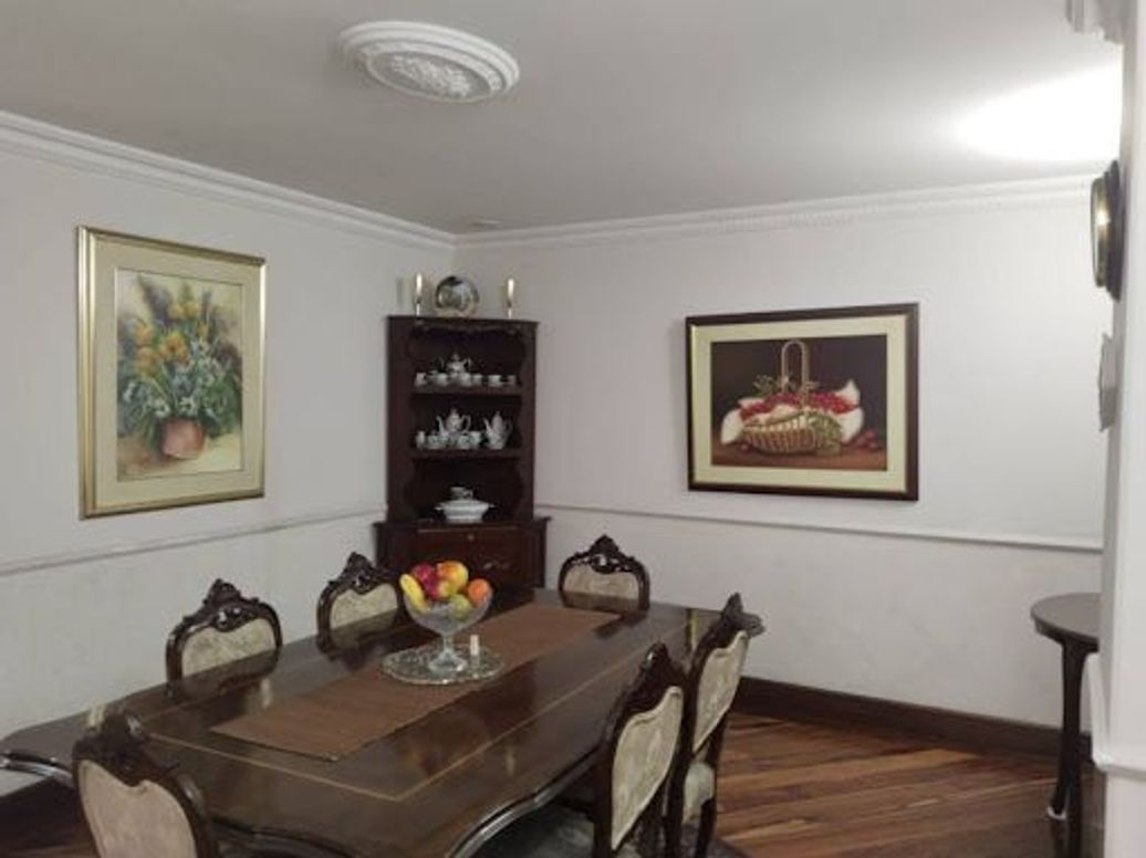 Apartamento de 3 alcobas en venta en Los Rosales, Bogotá, 189 m² · foto 6 de 20