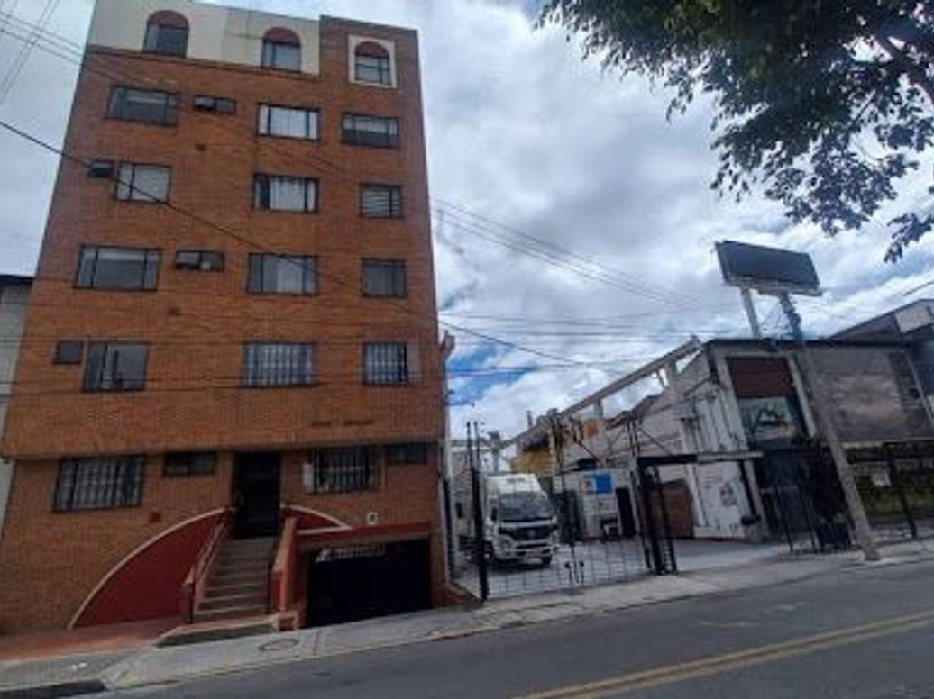 Apartamento de 2 alcobas en venta en Las Orquideas, Bogotá, 55 m² · foto 2 de 16