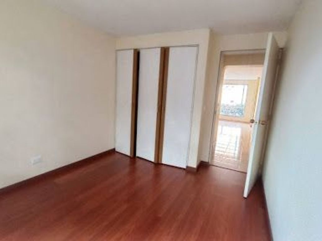 Apartamento de 3 alcobas en venta en Villa Mayor, Bogotá, 63 m² · foto 5 de 18