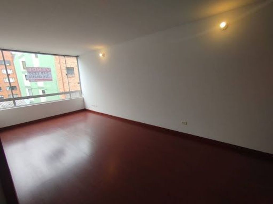 Apartamento de 2 alcobas en venta en Victoria Norte, Bogotá, 60 m² · foto 2 de 10