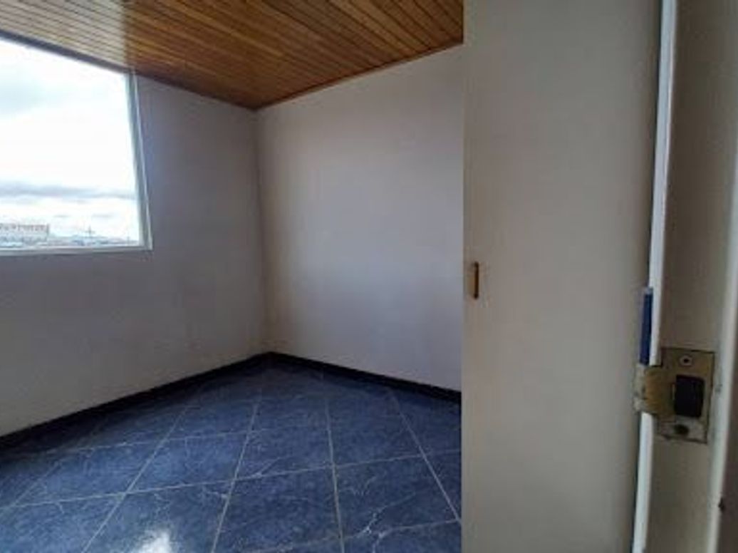Apartamento de 2 alcobas en venta en Toberin, Bogotá, 32 m² · foto 9 de 18