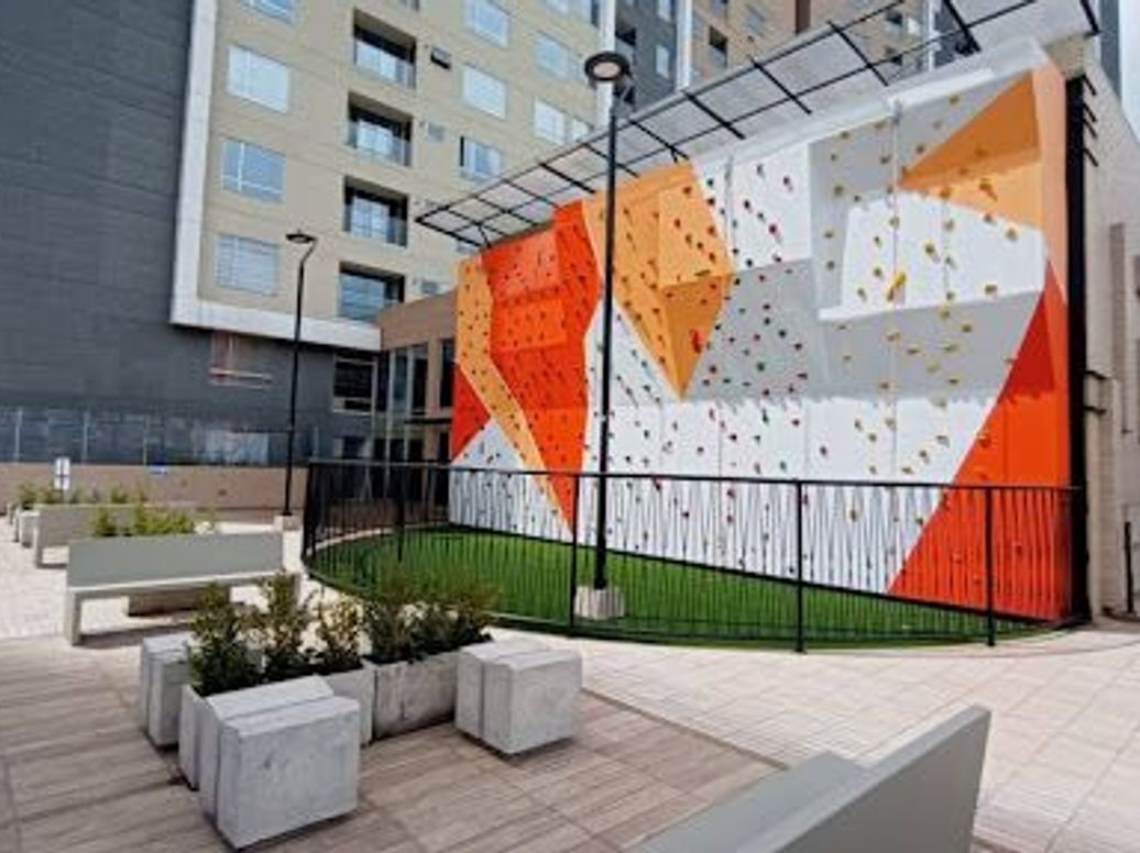 Apartamento de 1 alcoba en venta en La Sabana, Bogotá, 43 m² · foto 3 de 19