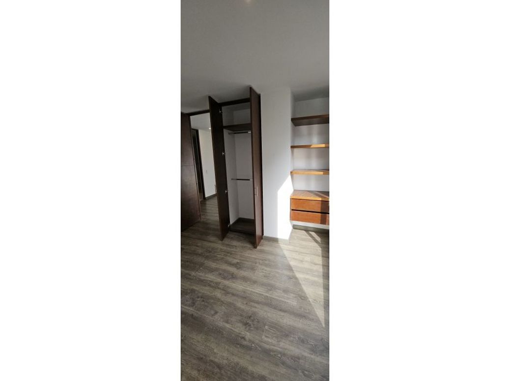 Apartamento de 3 alcobas en venta en Bella Suiza, Bogotá, 112 m² · foto 18 de 20