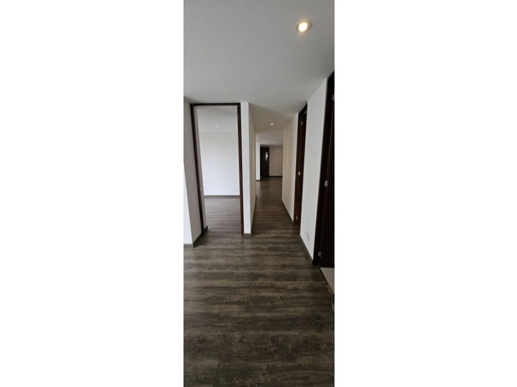 Apartamento de 3 alcobas en venta en Bella Suiza, Bogotá, 112 m² · foto 16 de 20