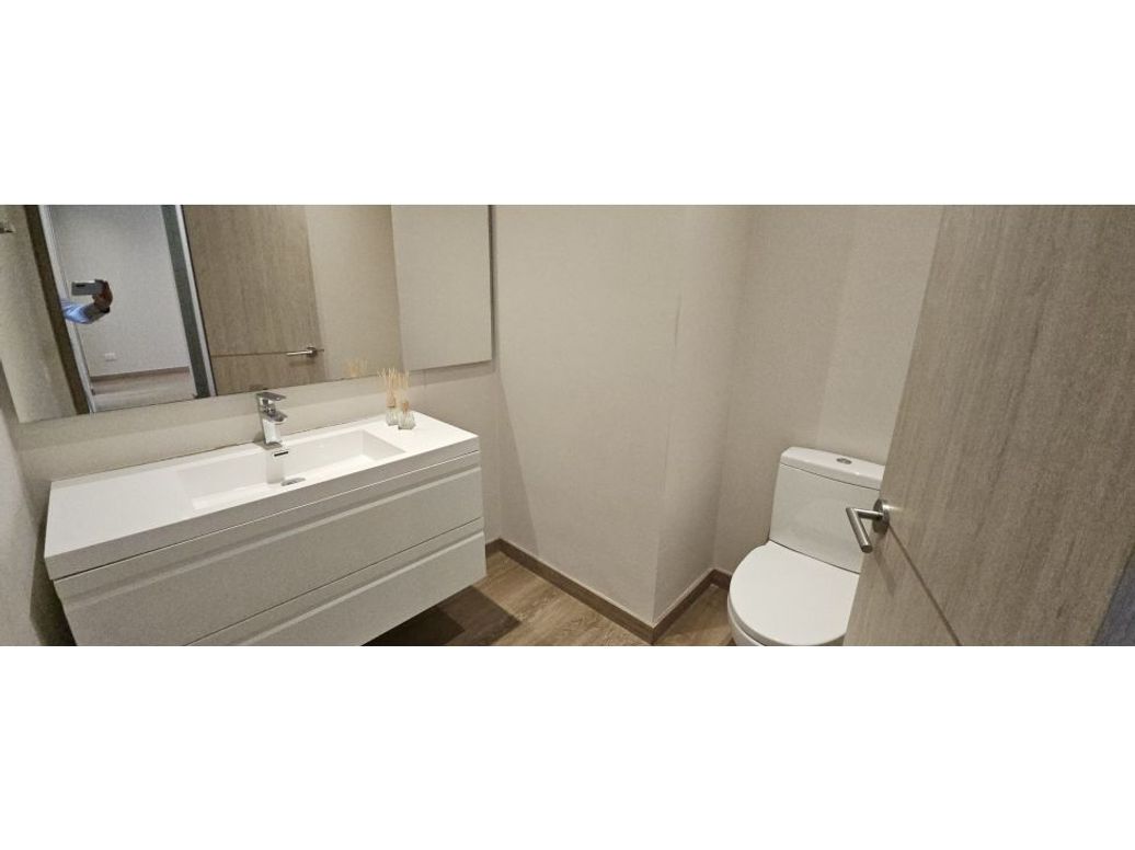 Apartamento de 2 alcobas en arriendo en Los Rosales, Bogotá, 125 m² · foto 9 de 20