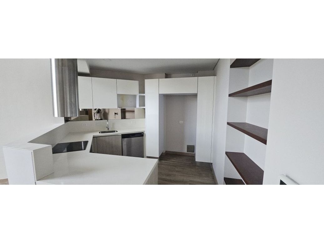 Apartamento de 2 alcobas en arriendo en Los Rosales, Bogotá, 125 m² · foto 5 de 20