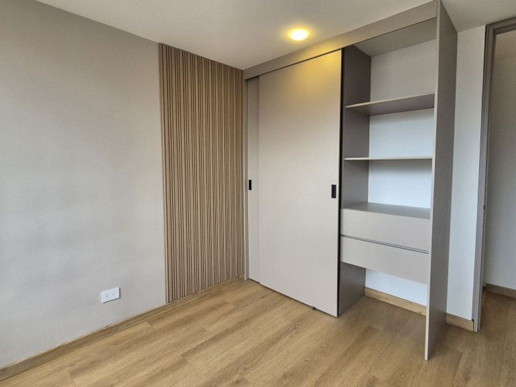 Apartamento de 1 alcoba en venta en El Redil, Bogotá, 35 m² · foto 6 de 20