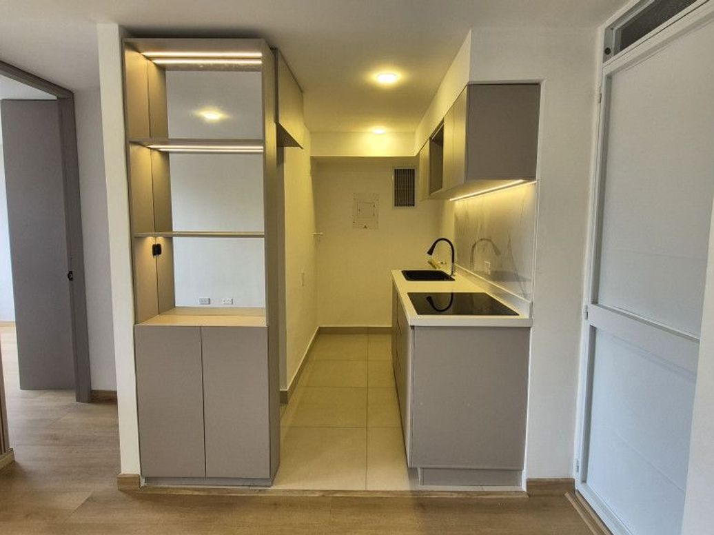 Apartamento de 1 alcoba en venta en El Redil, Bogotá, 35 m² · foto 4 de 20