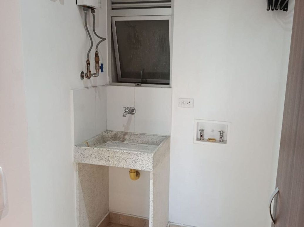 Apartamento de 2 alcobas en arriendo en Villemar Fontibon, Bogotá, 55 m² · foto 9 de 20