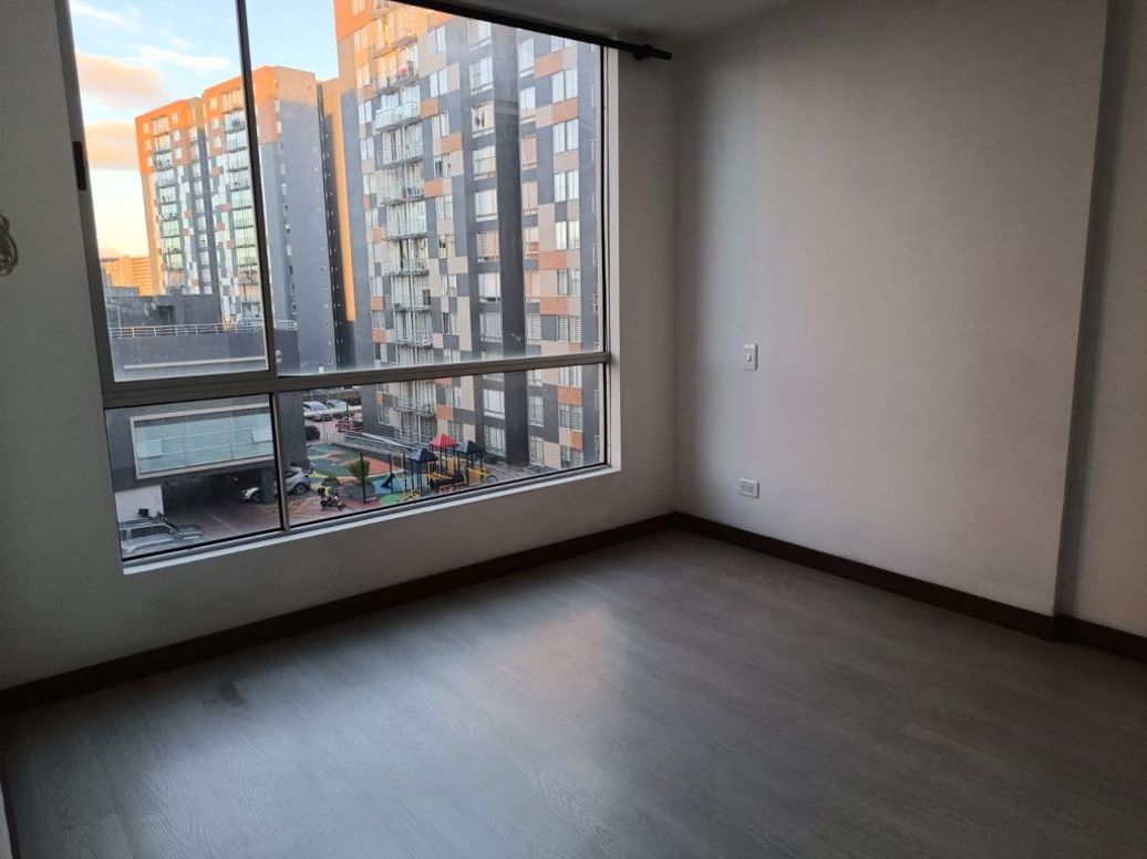 Apartamento de 2 alcobas en arriendo en Villemar Fontibon, Bogotá, 55 m² · foto 5 de 20