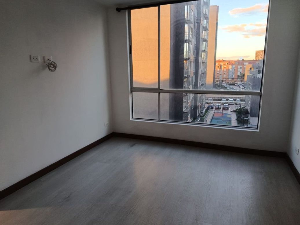 Apartamento de 2 alcobas en arriendo en Villemar Fontibon, Bogotá, 55 m² · foto 8 de 20
