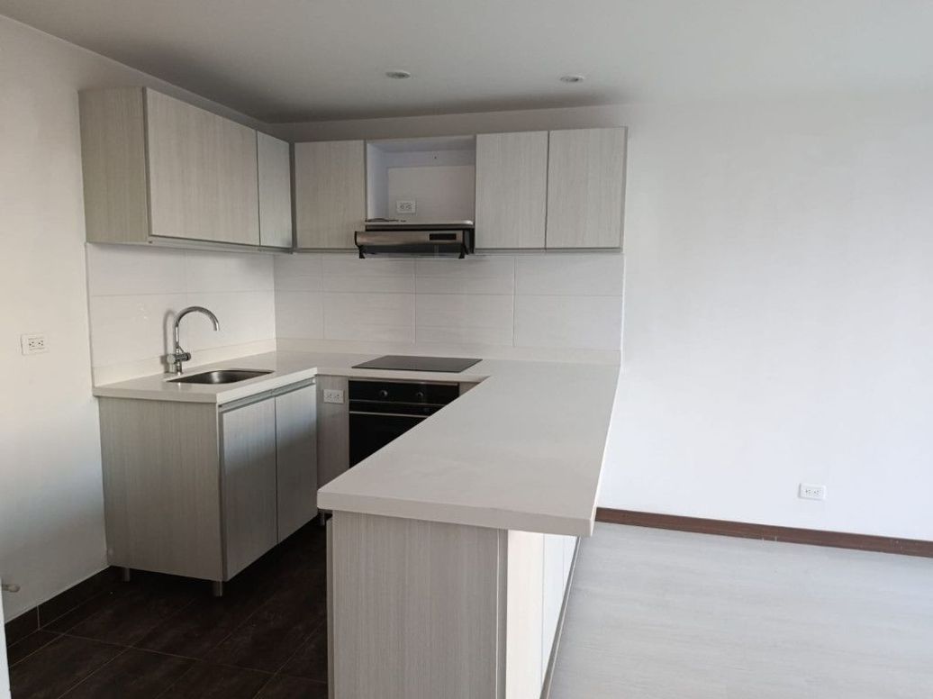 Apartamento de 2 alcobas en arriendo en Villemar Fontibon, Bogotá, 55 m² · foto 16 de 20