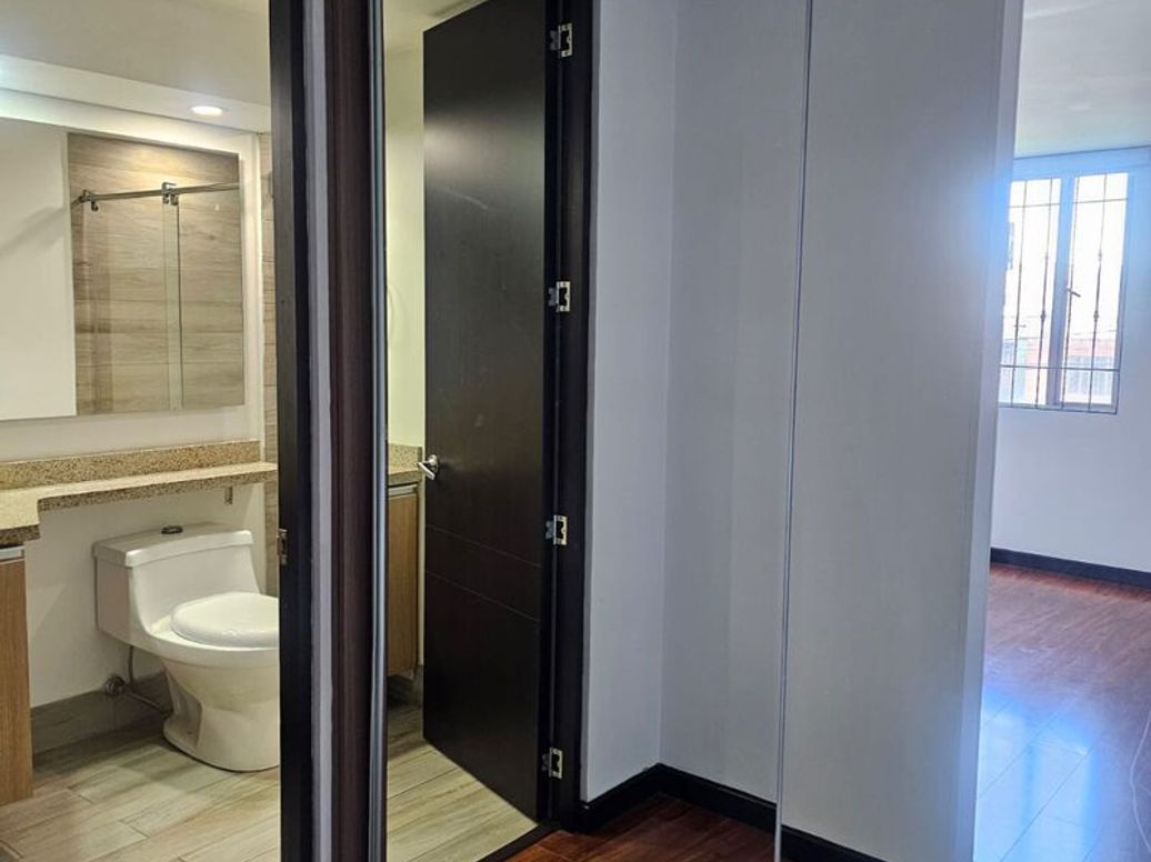 Apartamento de 3 alcobas en venta en Santa Cecilia, Bogotá, 102 m² · foto 12 de 17