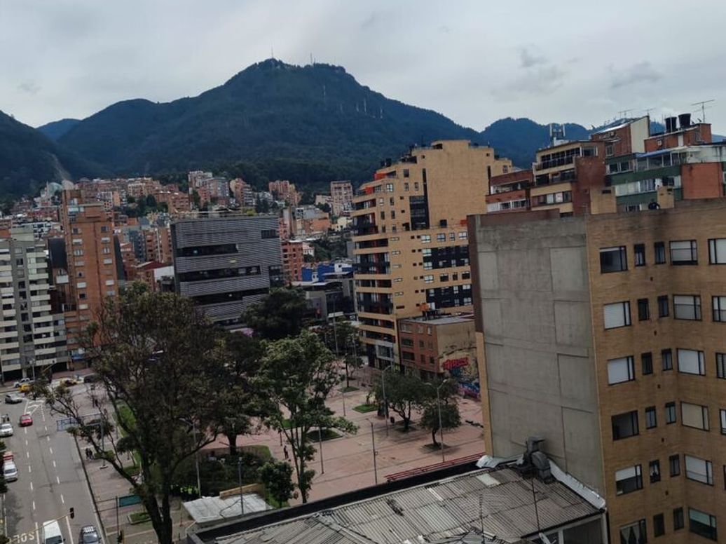 Apartamento de 1 alcoba en venta en Chapinero, Bogotá, 18 m² · foto 8 de 17