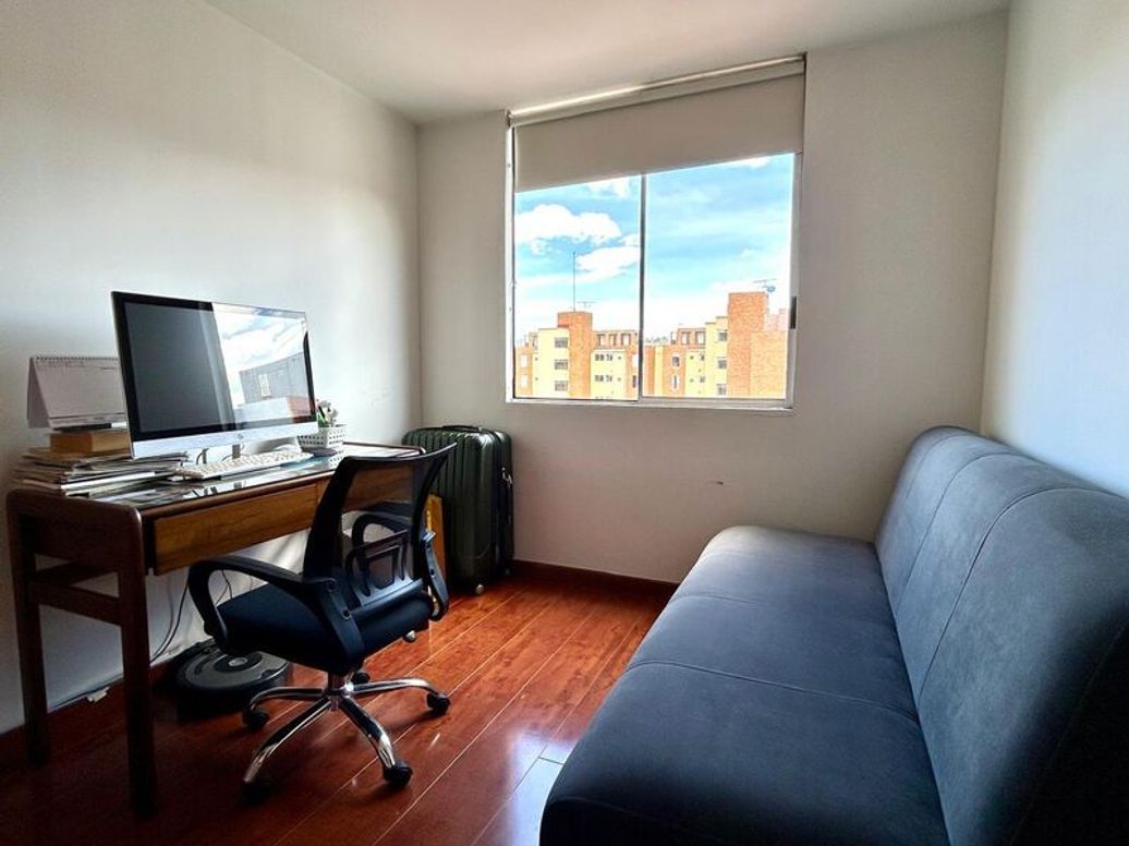 Apartamento de 3 alcobas en venta en Santa Helena, Bogotá, 71 m² · foto 12 de 20