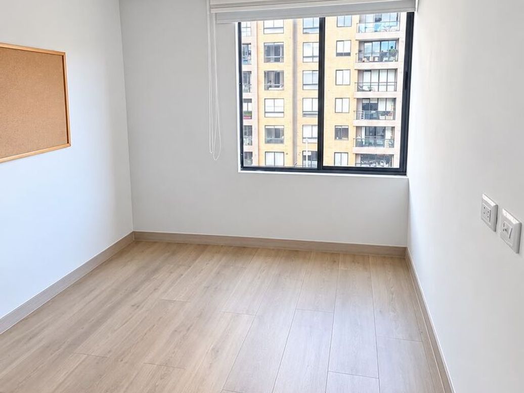 Apartamento de 3 alcobas en venta en Cr Caminos De Gratamira, Bogotá, 66 m² · foto 9 de 16