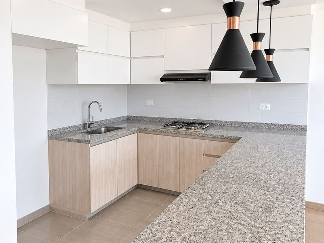 Apartamento de 3 alcobas en venta en Cr Caminos De Gratamira, Bogotá, 66 m² · foto 5 de 16