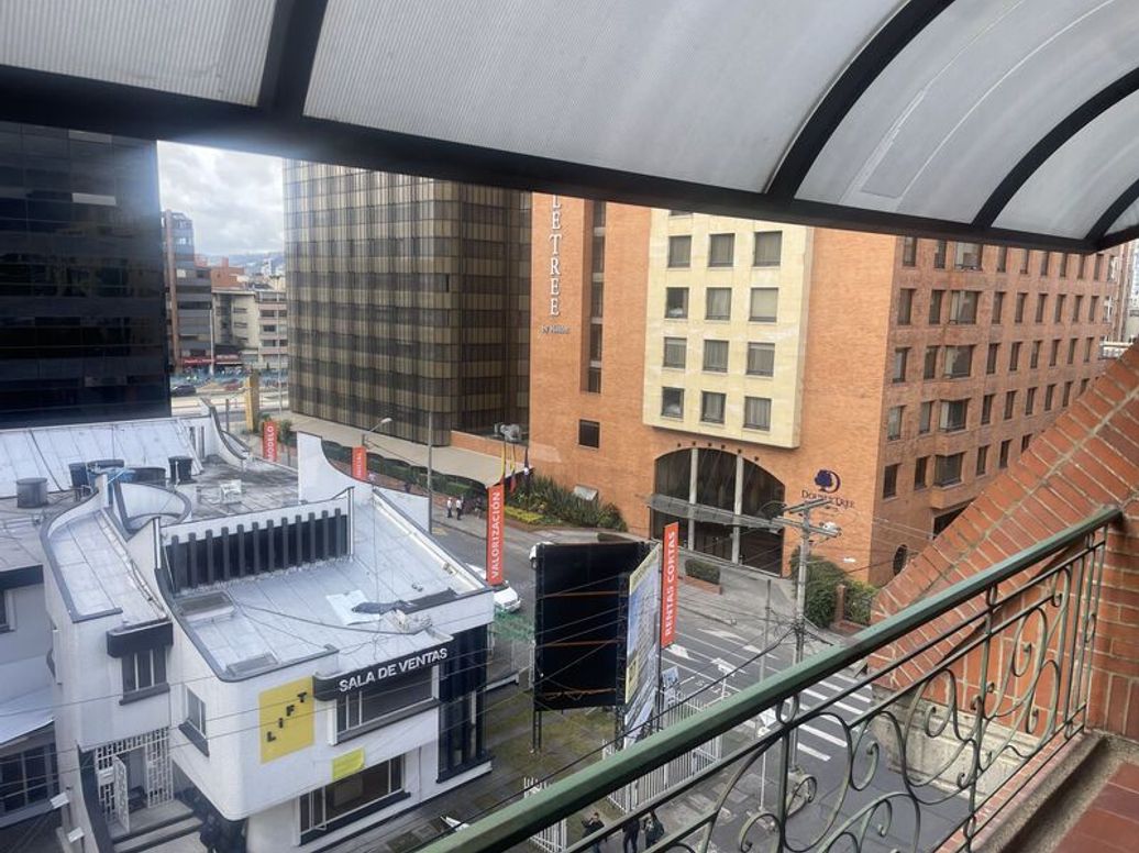 Apartamento de 4 alcobas en venta en Chico Norte Et. Ii, Bogotá, 250 m² · foto 15 de 20