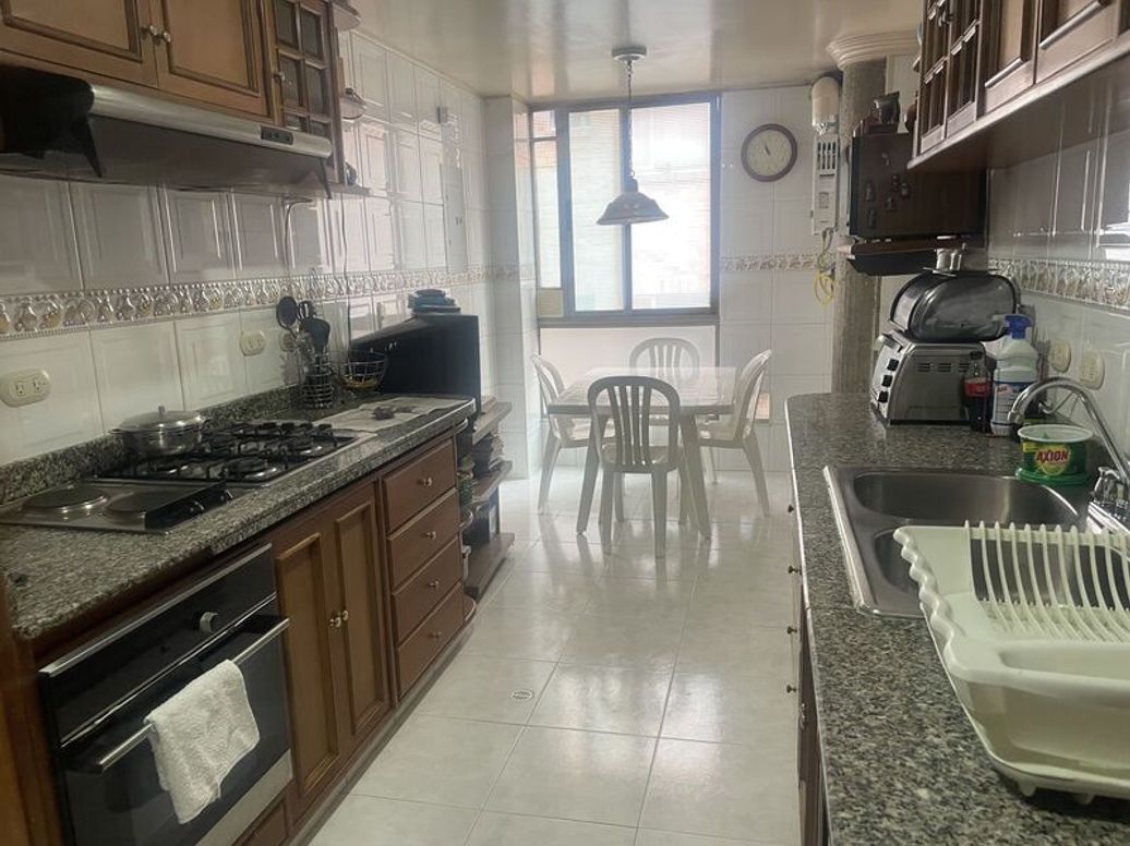 Apartamento de 4 alcobas en venta en Chico Norte Et. Ii, Bogotá, 250 m² · foto 8 de 20
