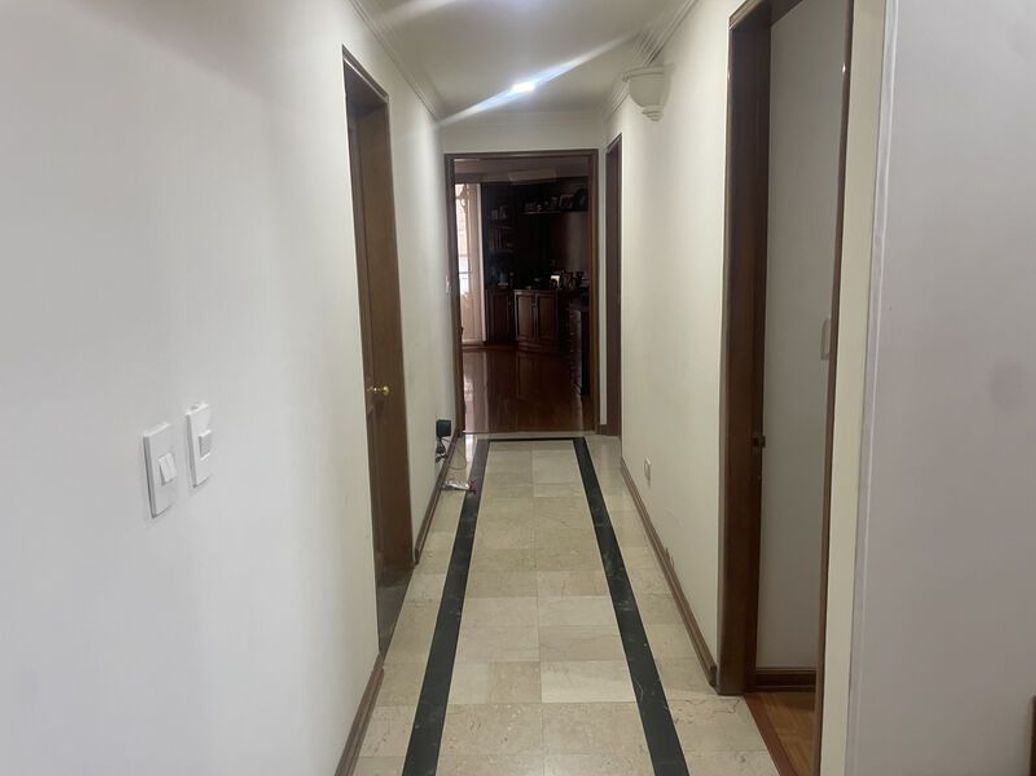 Apartamento de 4 alcobas en venta en Chico Norte Et. Ii, Bogotá, 250 m² · foto 10 de 20