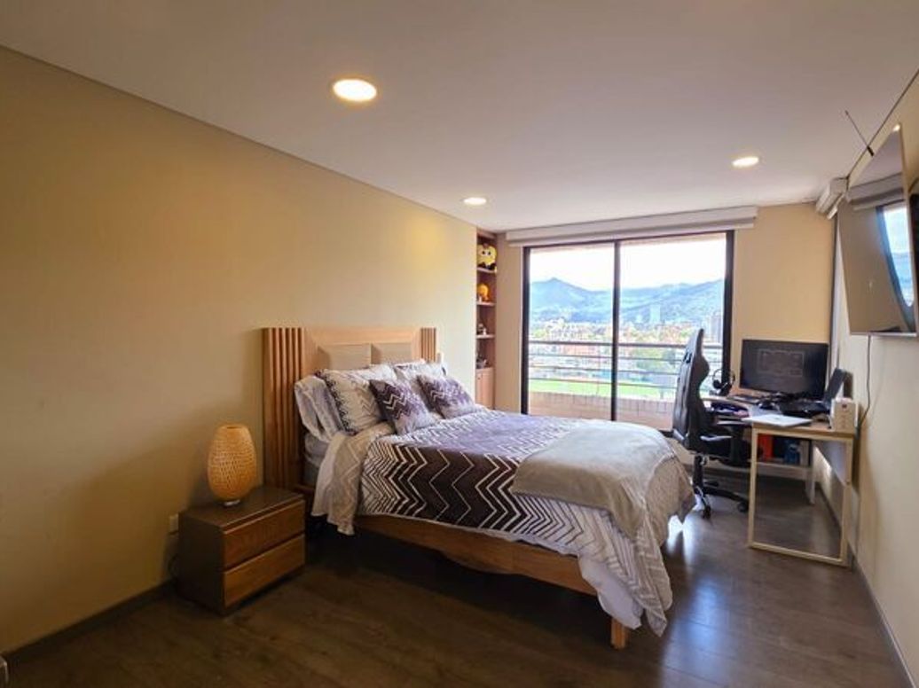 Apartamento de 3 alcobas en venta en Pasadena, Bogotá, 154 m² · foto 7 de 11