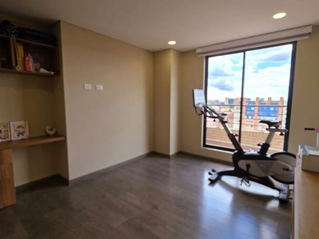 Apartamento de 3 alcobas en venta en Pasadena, Bogotá, 154 m² · foto 10 de 11