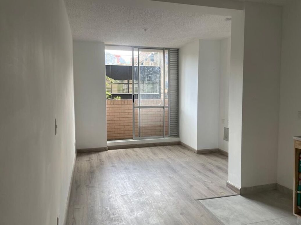 Apartamento de 2 alcobas en venta en Paramericano, Bogotá, 39 m² · foto 2 de 15