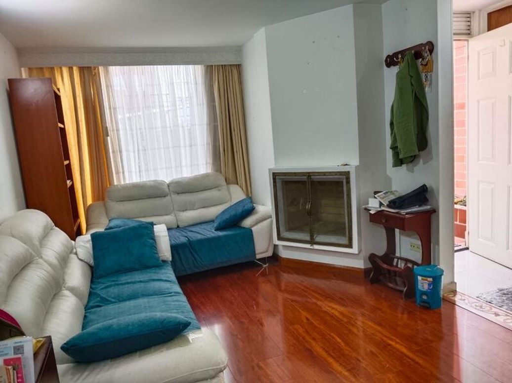 Casa de 3 alcobas en venta en Santa Helena, Bogotá, 99 m² · foto 3 de 10