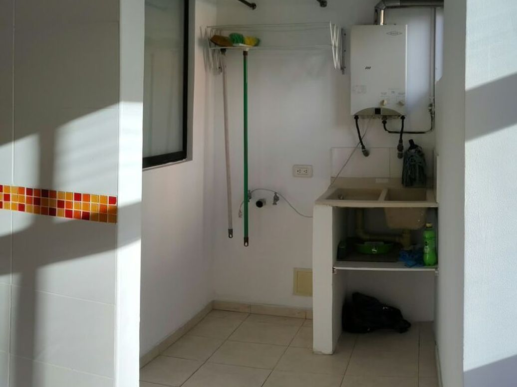 Apartamento de 2 alcobas en venta en Chapinero, Bogotá, 86 m² · foto 7 de 17